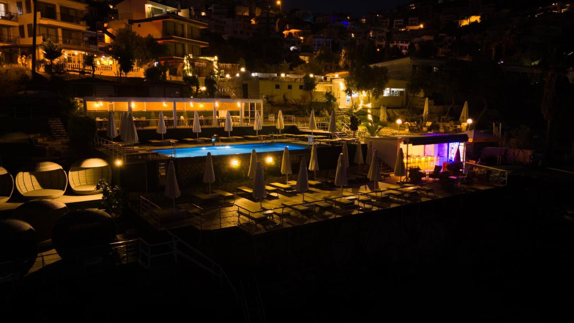 קלקן Greenbeach Hotel מראה חיצוני תמונה